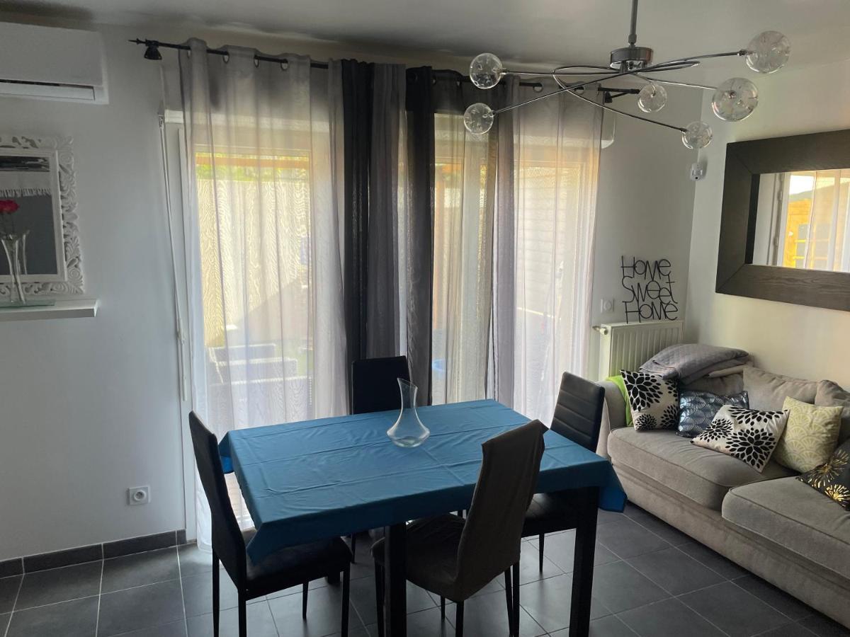 Chambre Agreable Avec Jacuzzi مارسيليا المظهر الخارجي الصورة